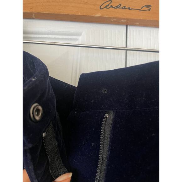 Maje Navy Pano Velvet Scalloped Grommets Quilted Mini Shorts • Size 38/M ⬇️ - Picture 3 of 5